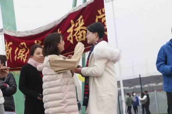 说明: 44ed2375566e0eda2f7a76f892b96008
